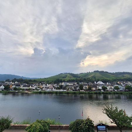 Mosel View Old Town Apartments Zell Buitenkant foto