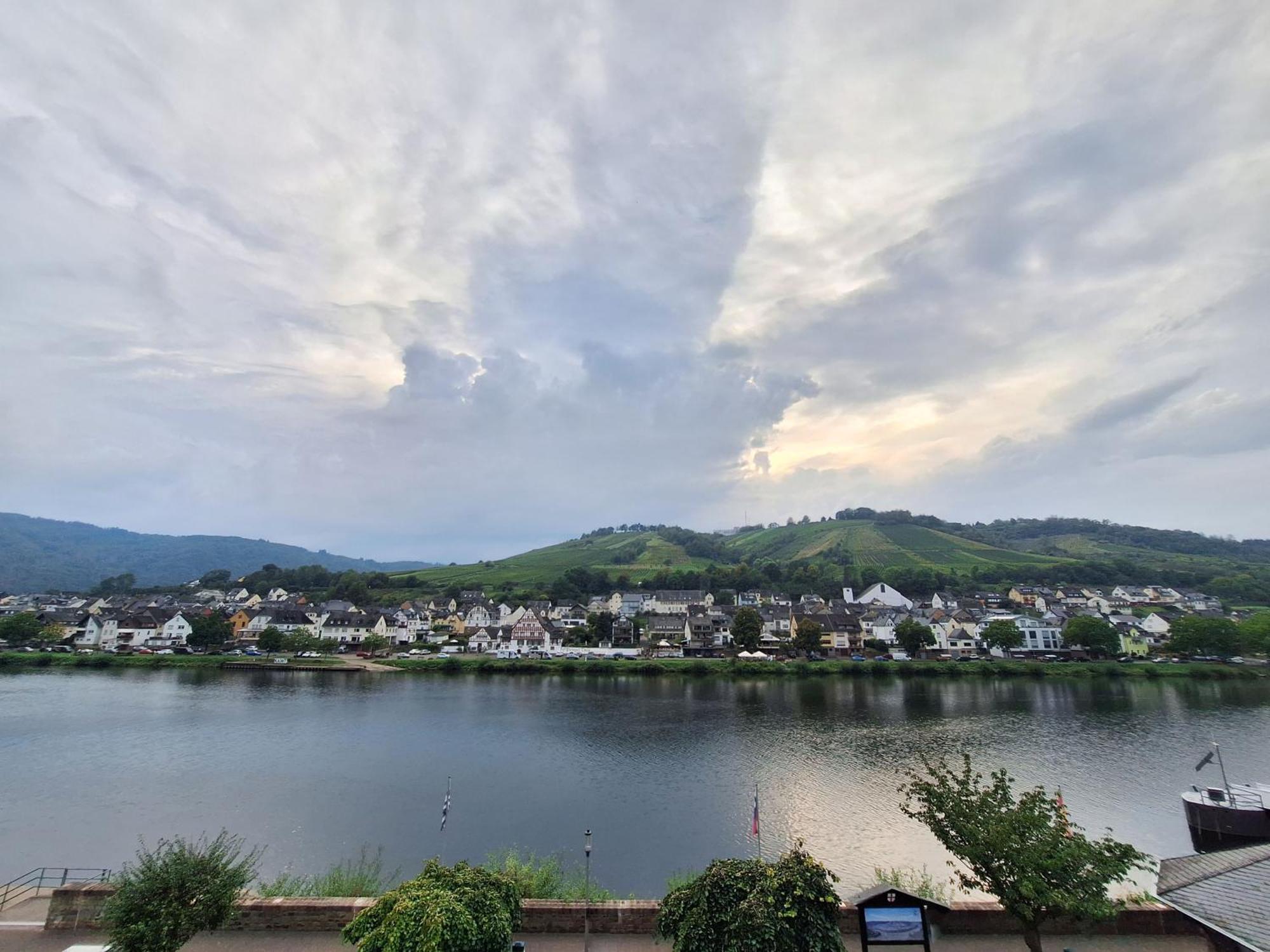 Mosel View Old Town Apartments Zell Buitenkant foto