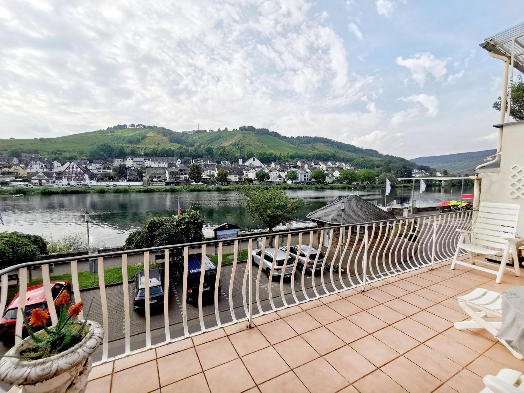 Mosel View Old Town Apartments Zell Buitenkant foto