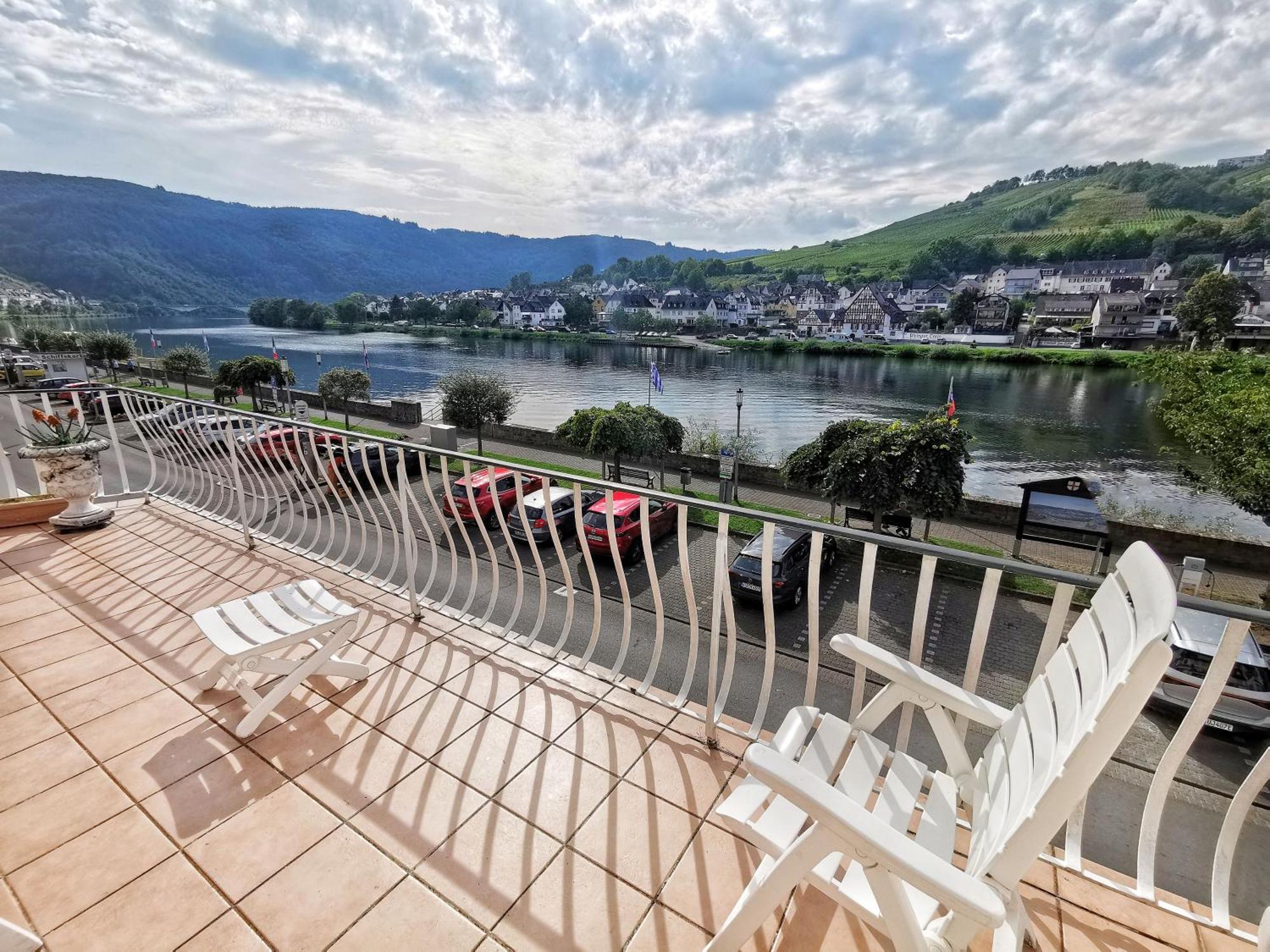 Mosel View Old Town Apartments Zell Buitenkant foto